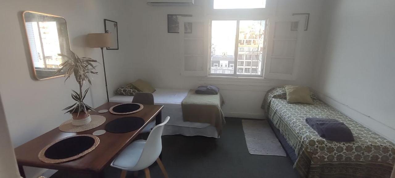 Ferienwohnung Amplio, Tranquilo Y Muy Luminoso Departamento De 3 Ambientes A Metros Del Obelisco Y Del Teatro Colon Buenos Aires Exterior foto