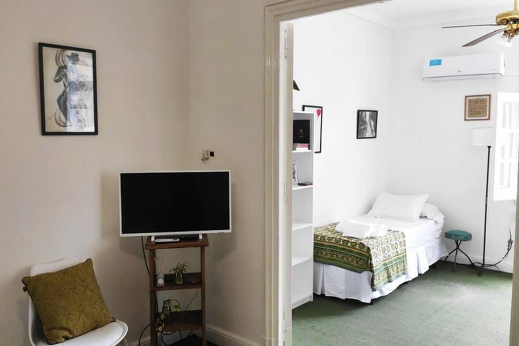 Ferienwohnung Amplio, Tranquilo Y Muy Luminoso Departamento De 3 Ambientes A Metros Del Obelisco Y Del Teatro Colon Buenos Aires Exterior foto